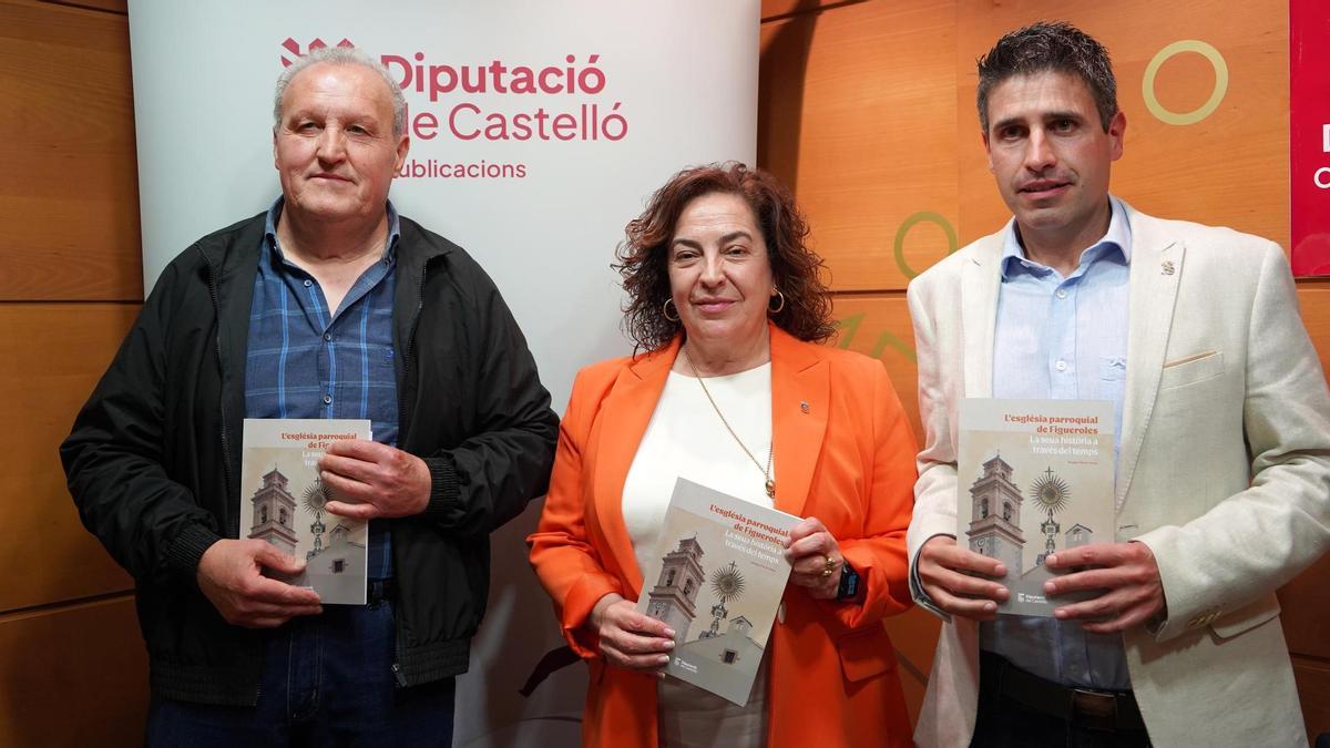 De izquierda a derecha, Amadeu Porcar, Marisa Torlá y Óscar Escrig.
