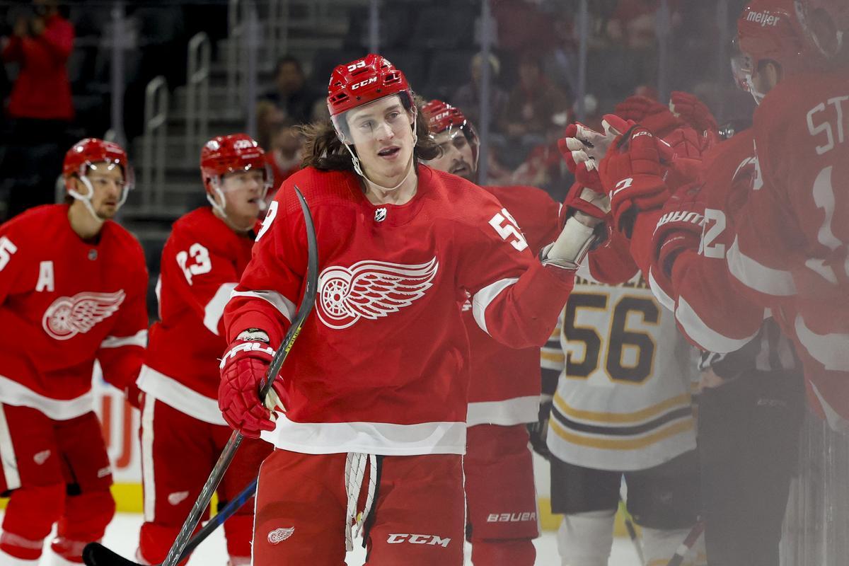 Tyler Bertuzzi, único jugador de la NHL que no se ha vacunado.