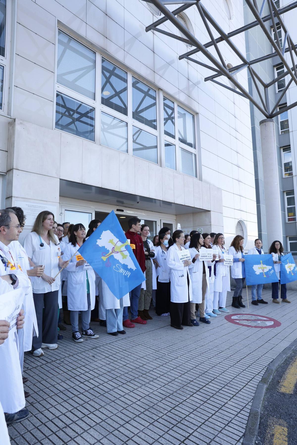 Primera jornada de huelga de médicos en Asturias