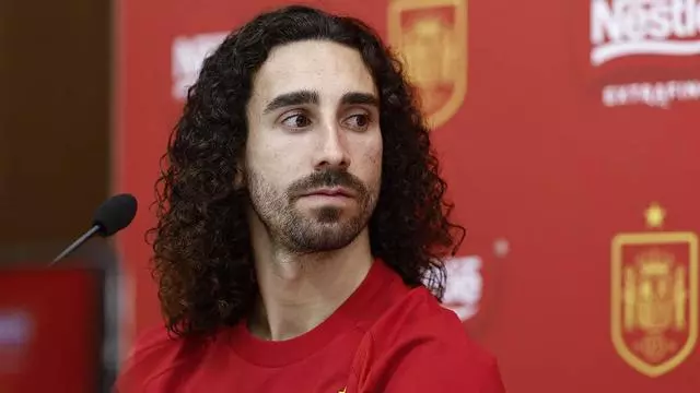 Cucurella: "Lamine quería estar, pero lo importante es que se recupere bien"