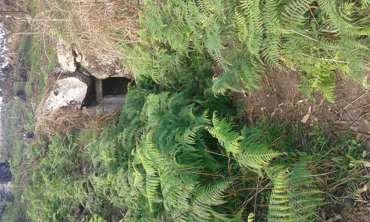 La galería pétrea excavada en la cumbre de A Peneda.