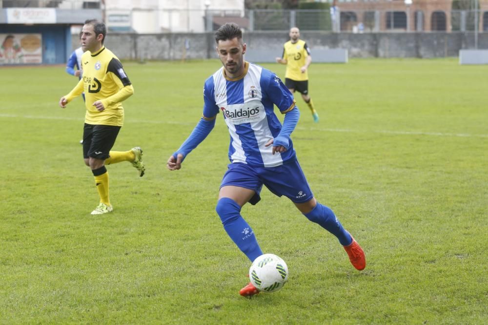 El partido entre el Avilés y el Llanera, en imágenes