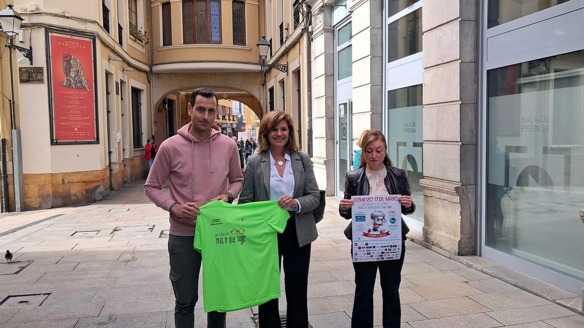Por la izquierda; Ángel Fernández, Concepción Méndez y Natalia Bengotxea.