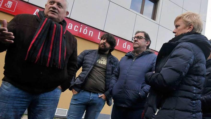 Por la izquierda, Jesús Álvarez Barbao, Xuan García, Fernando Alonso y Rosana Fernández .