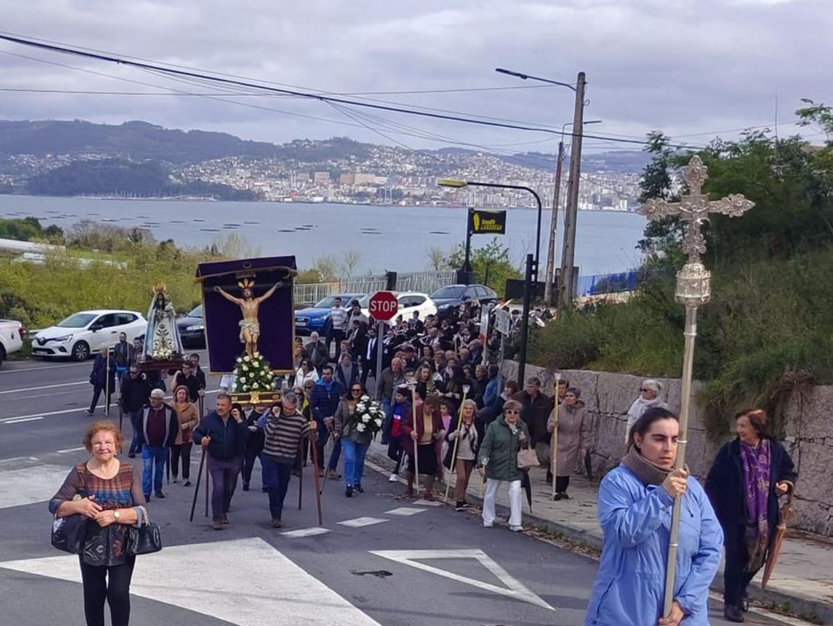 El Cristo das Boas Augas y la Virxen dos Remedios, ayer. | S.Á.