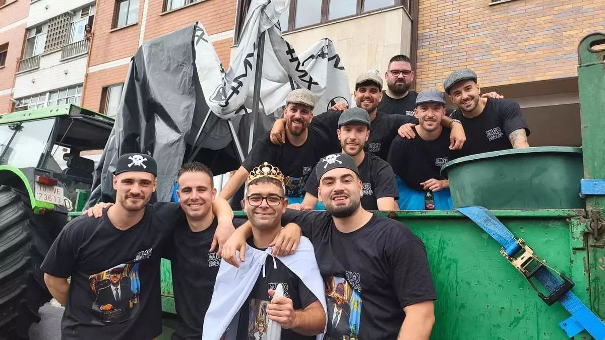 "Pingadura" por partida doble en Lugo de Llanera: "No nos importa la lluvia, íbamos a acabar empapados igual"