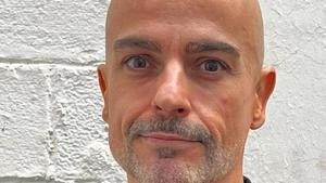 Eduardo Vara, metge especialista en ‘burnout’: "Els sèniors veuen créixer l’exigència laboral mentre han de cuidar pares i fills"