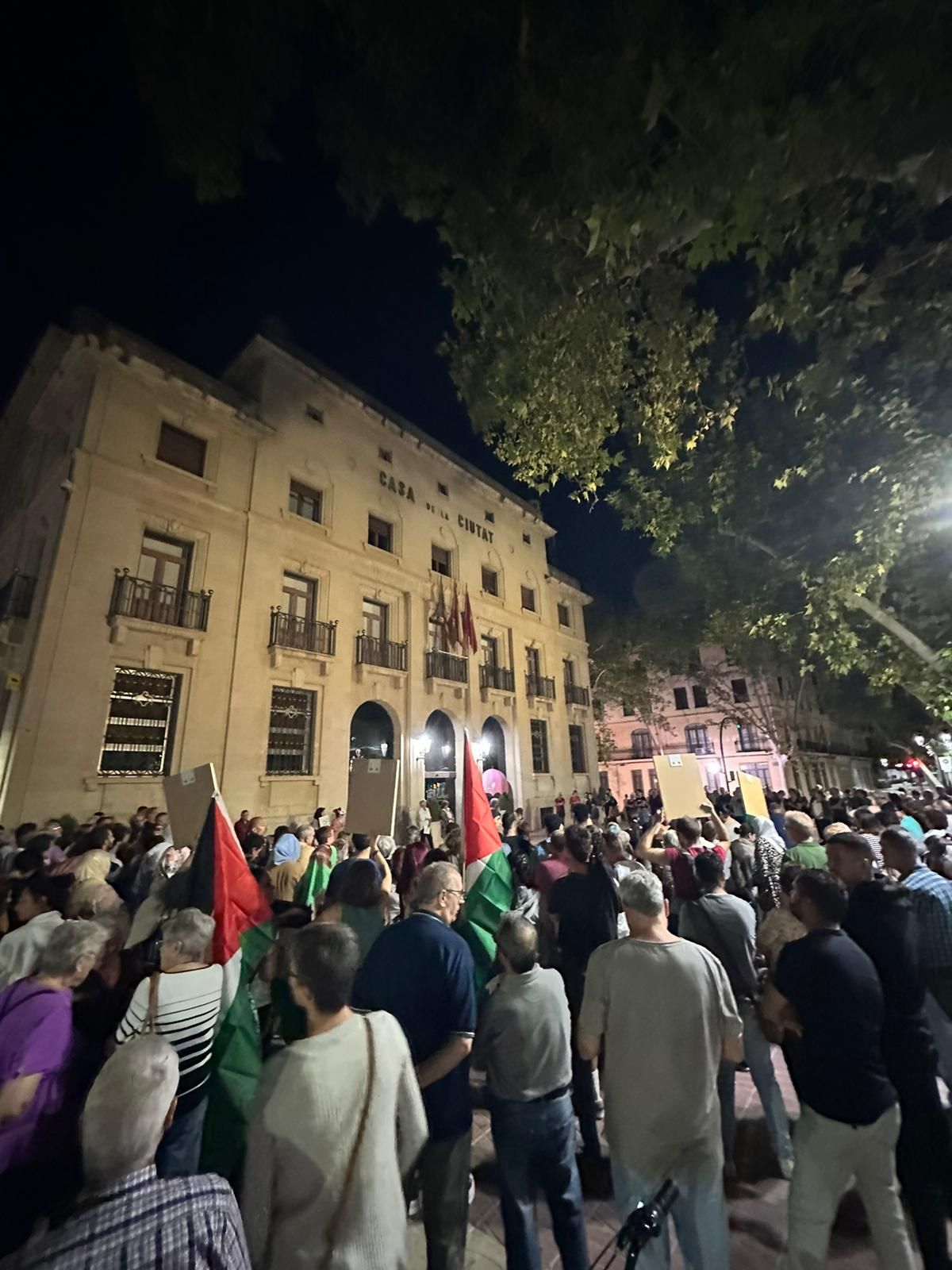 Xàtiva acoge una concentración de apoyo al pueblo palestino