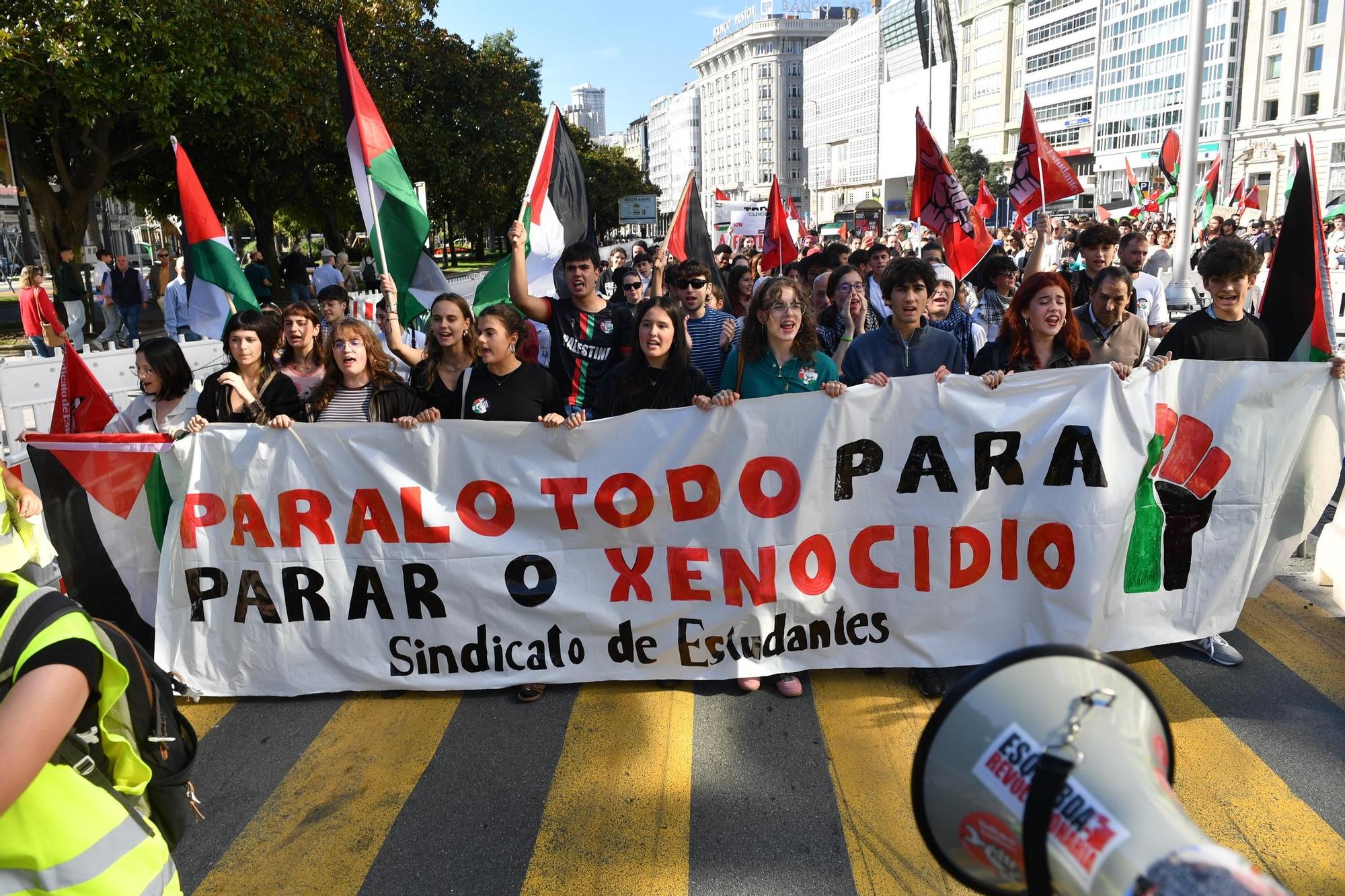 Manifestación en la jornada de huelga por Gaza en A Coruña
