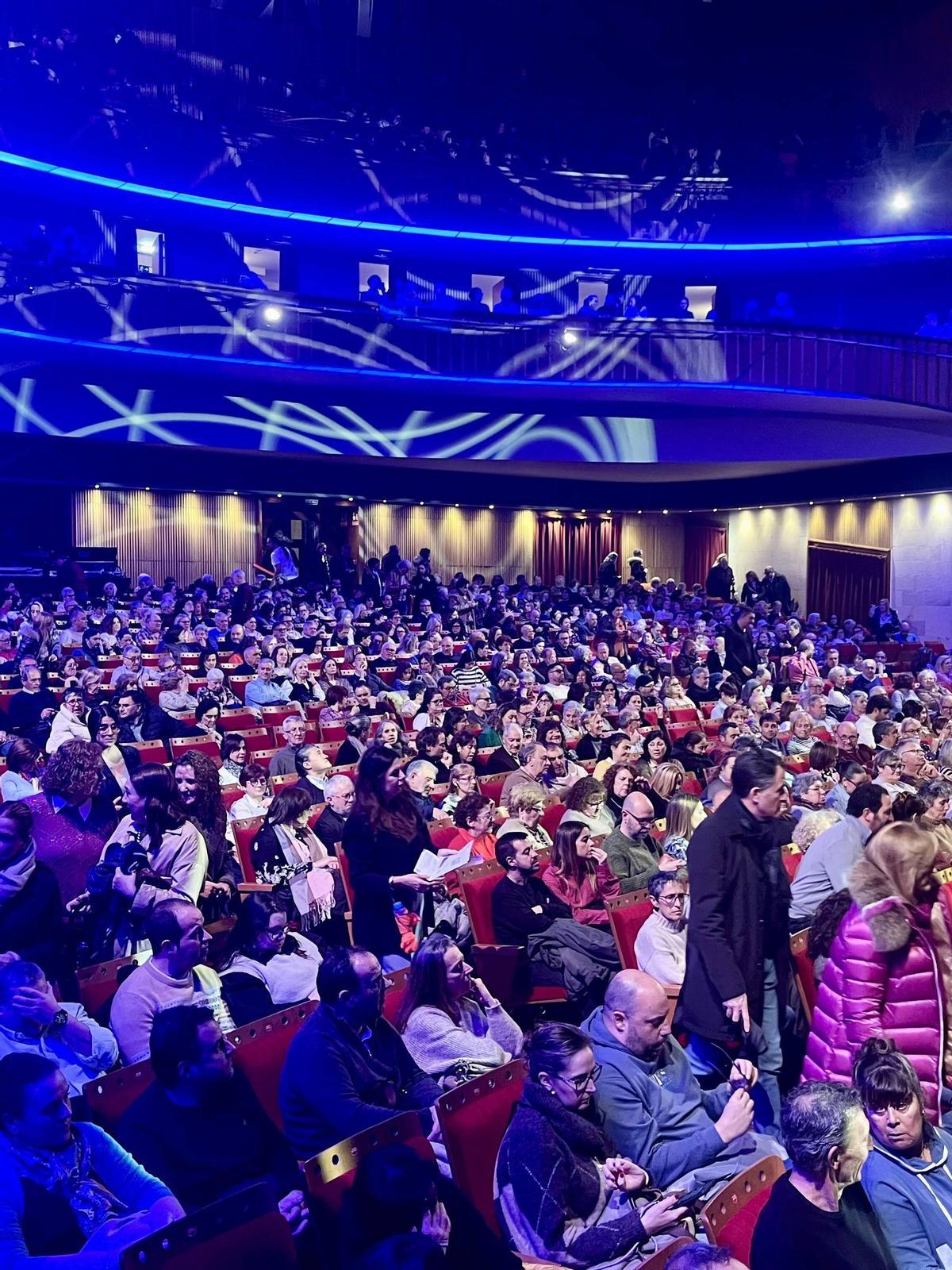 El concierto de Víctor Manuel en Gijón, en imágenes El concierto de Víctor Manuel en Gijón, en imágenes