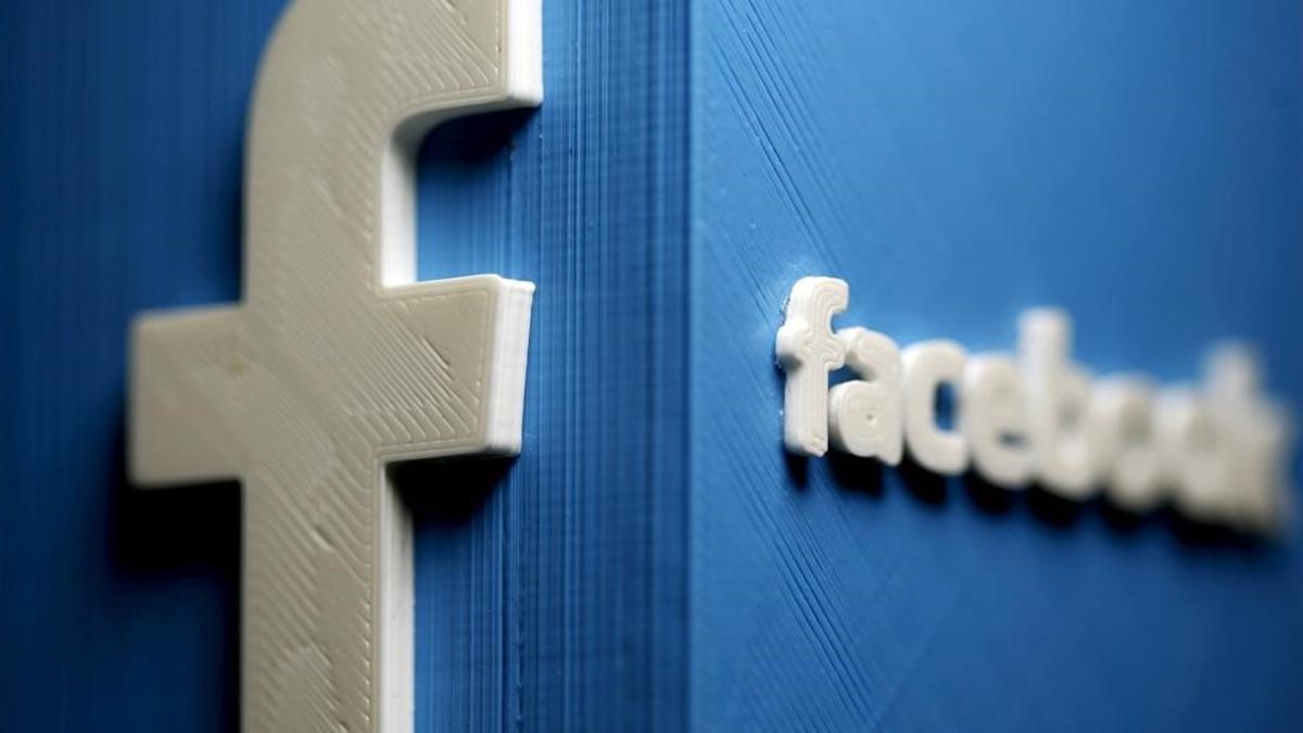 El logotipo de Facebook, en 3D.
