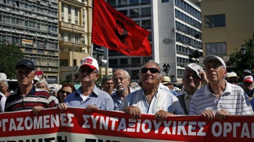 Los jubilados griegos toman las calles