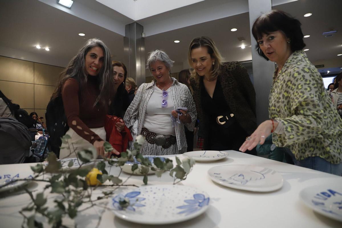 El Centro de Arte Rafael Botí expone obras de mujeres que han sufrido violencia de género El Centro de Arte Rafael Botí expone obras de mujeres que han sufrido violencia de género