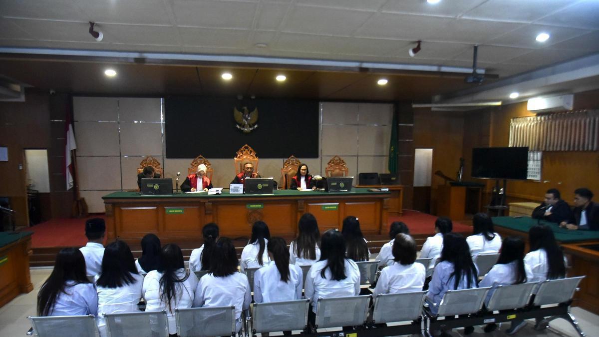 Condenan a 19 personas de una red que vendía bebés desde Indonesia hacia Singapur