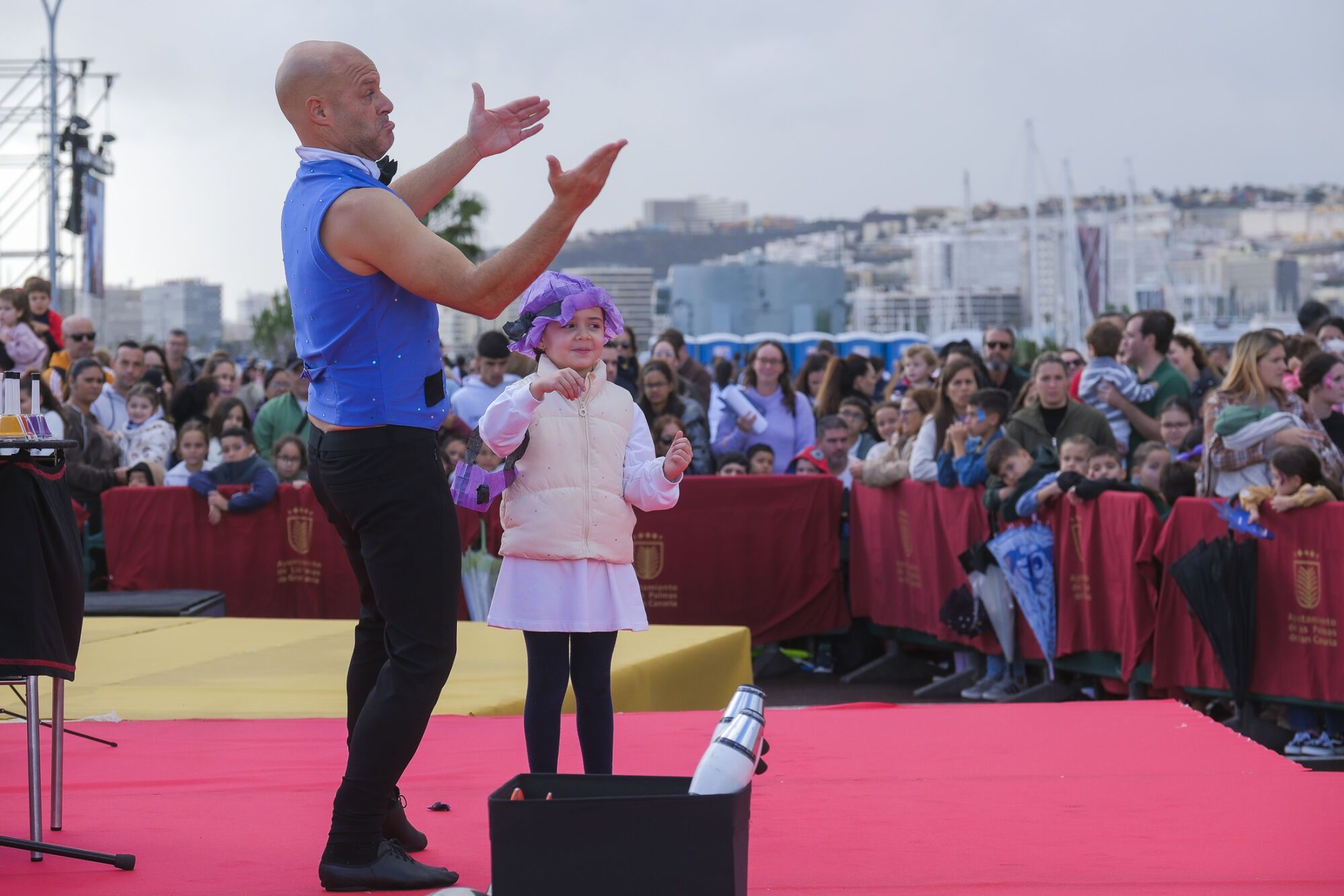 Llegada de los Reyes Magos, en la Base Naval 