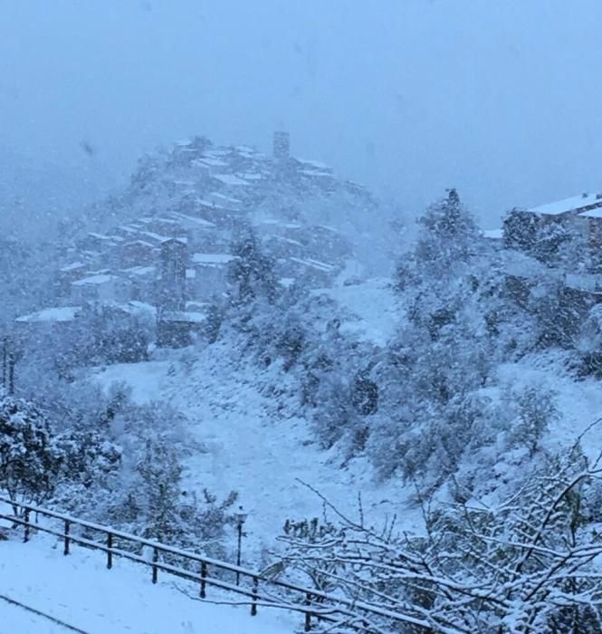 Neu a Santa Maria d'Oló