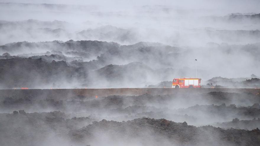 Truenos y relámpagos retumban en Canarias al paso de la borrasca