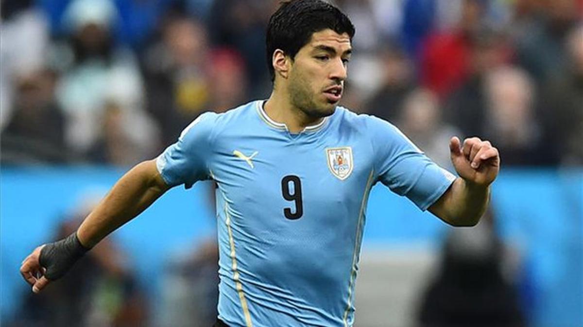 Luis Suárez jugará con la selección charrúa