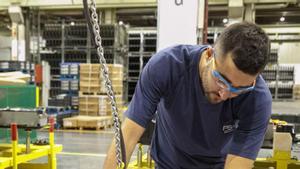 Stellantis i la xinesa CATL construiran una gigafactoria de bateries a Saragossa