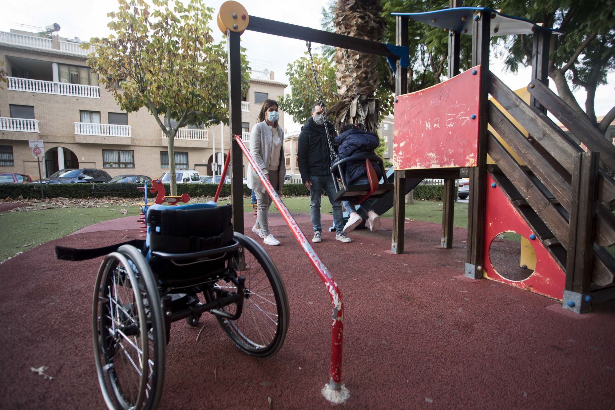 Niña de 4 años necesita ayuda para tratar atrofia muscular