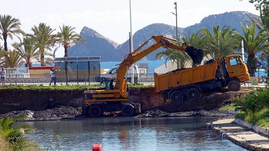 Xàbia paraliza las obras del nuevo puerto deportivo de 300 amarres