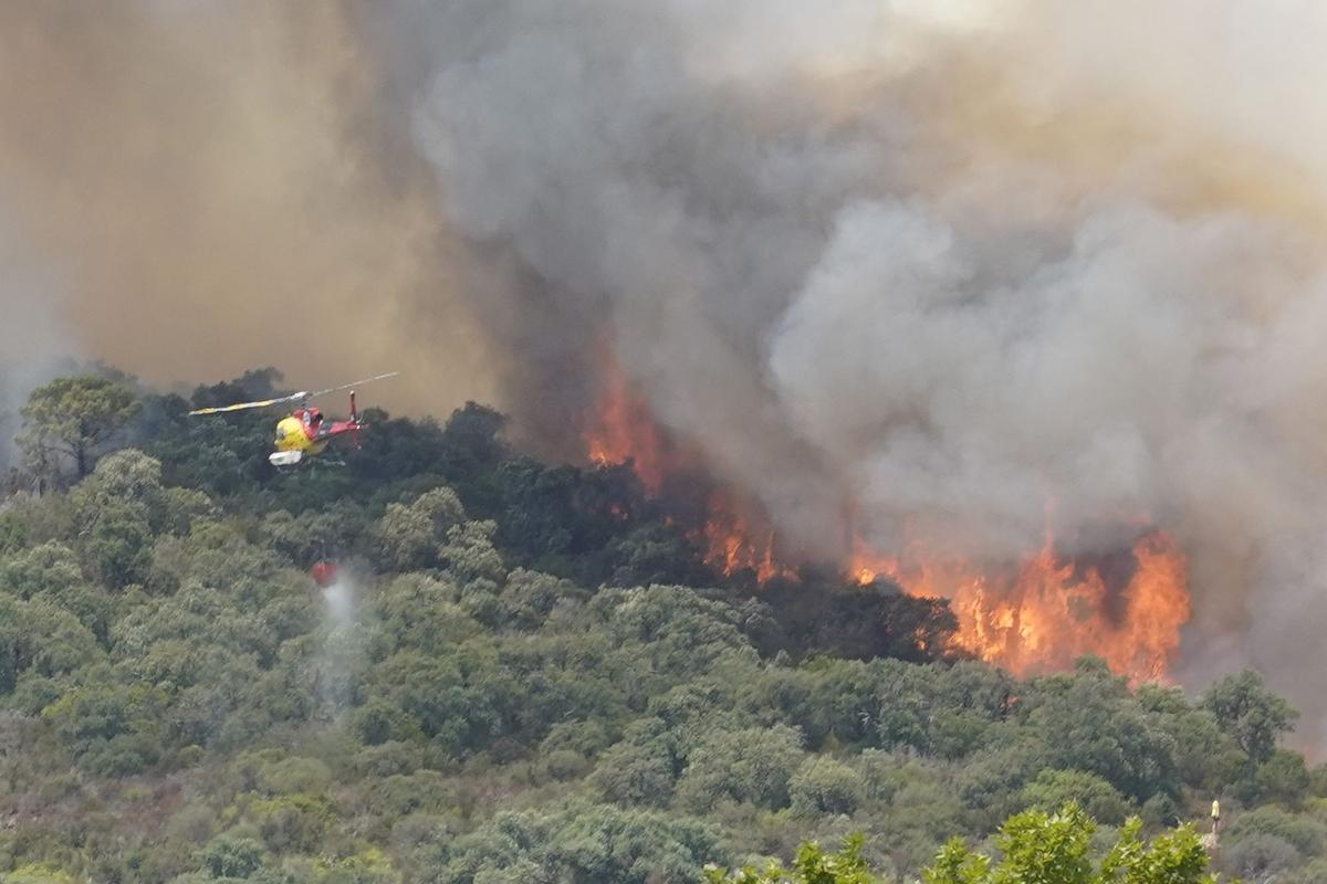 Incendio forestal en Castell d’Aro y Santa Cristina d’Aro