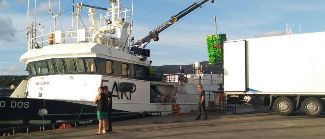 un camión de Transportes Potel. // FdV