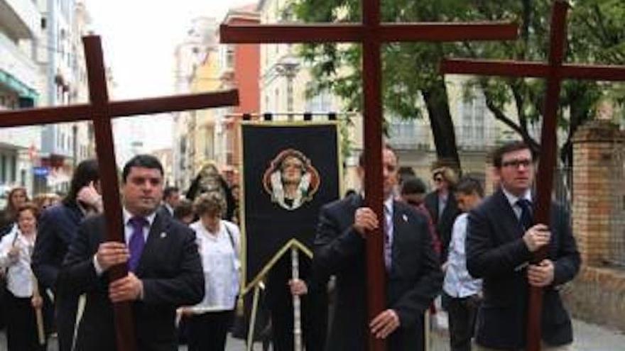 El Rocío celebra el Viernes de Dolores el 75 aniversario del Vía Crucis Oficial