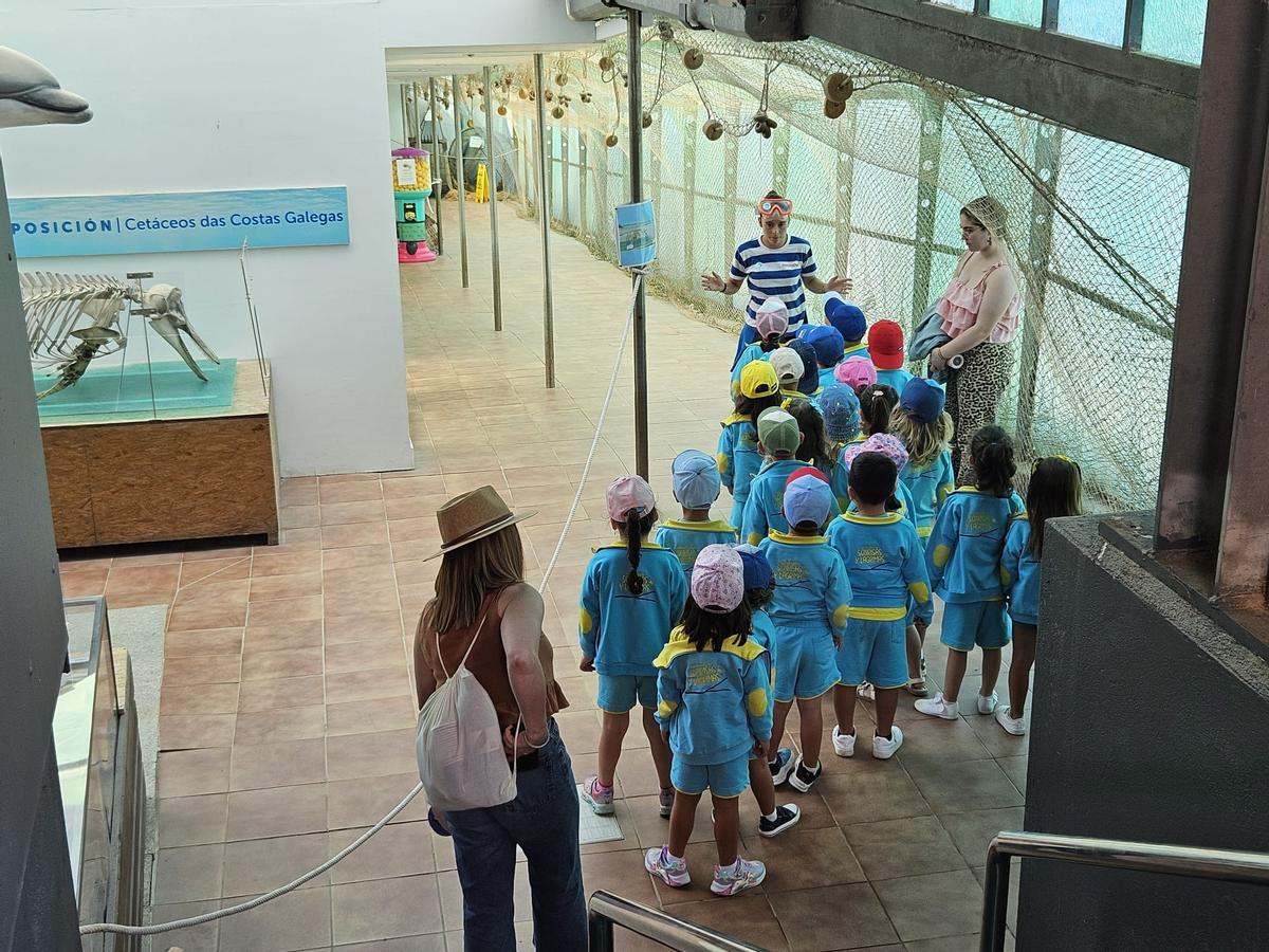 Una de las visitas escolares.