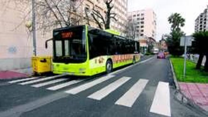 Mejorado el carril bus de la avenida de Colón