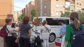 Caos en un tren con destino Badajoz: 14 pasajeros se quedan tirados en Puertollano y tienen que volver en taxi