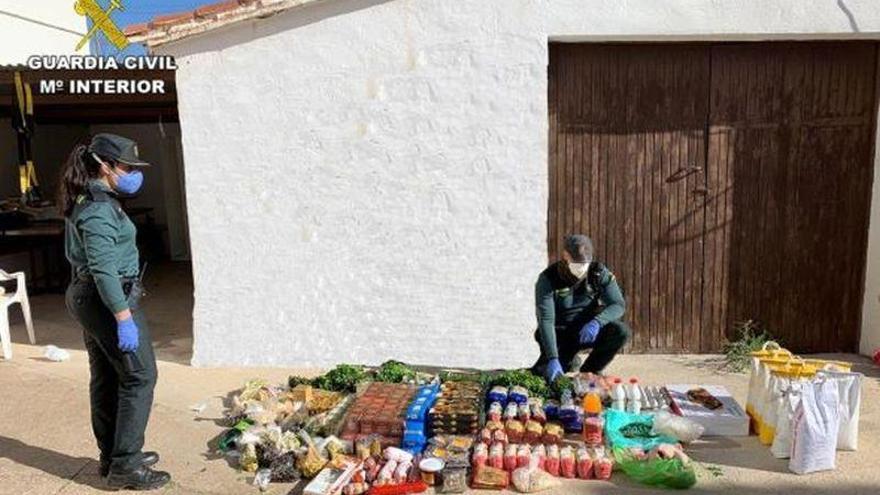 La Guardia Civil localiza en un vehículo 100kilos de carne no apta para el consumohumano