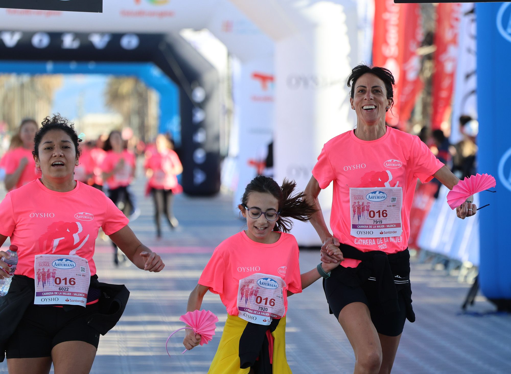 Carrera de la Mujer 2025: Las mejores imágenes del evento