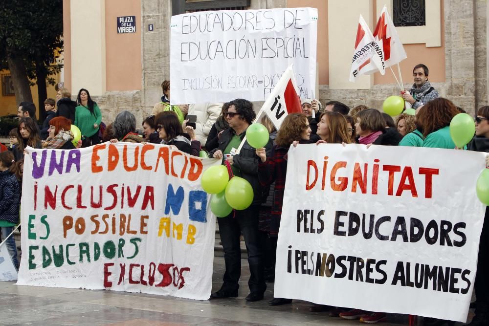 Protesta de educadores de infantil y especial