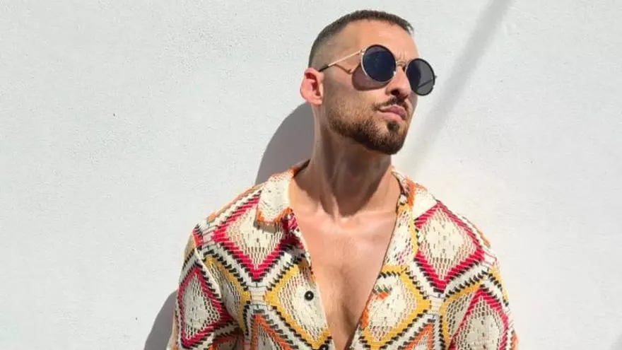 La canción que triunfa entre los moscones: así suena la composición de Noé Coto