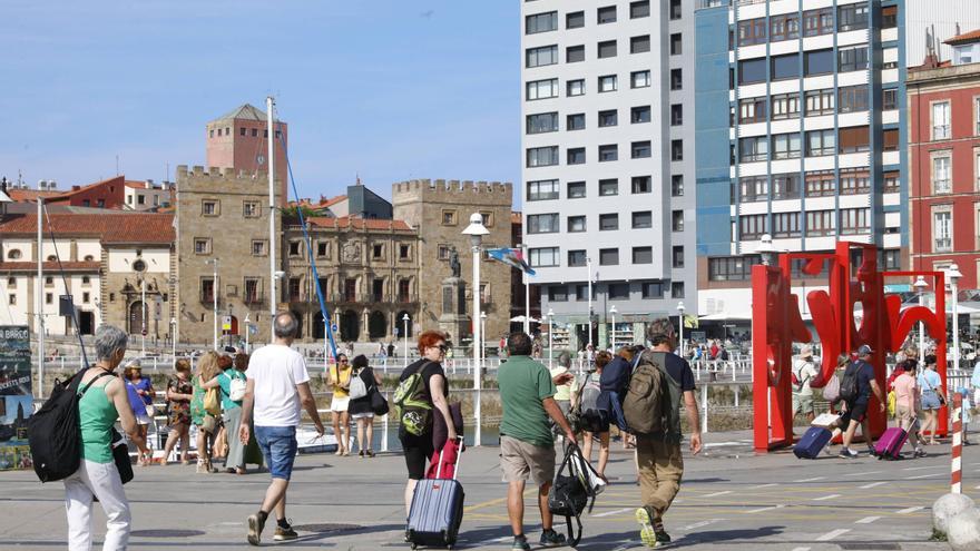 El récord turístico de Asturias en 2023 ya tiene cifras definitivas: ¿cuántos visitantes recibió la región?