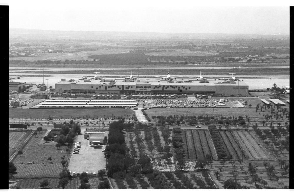 Inauguración del aeropuerto en 1967