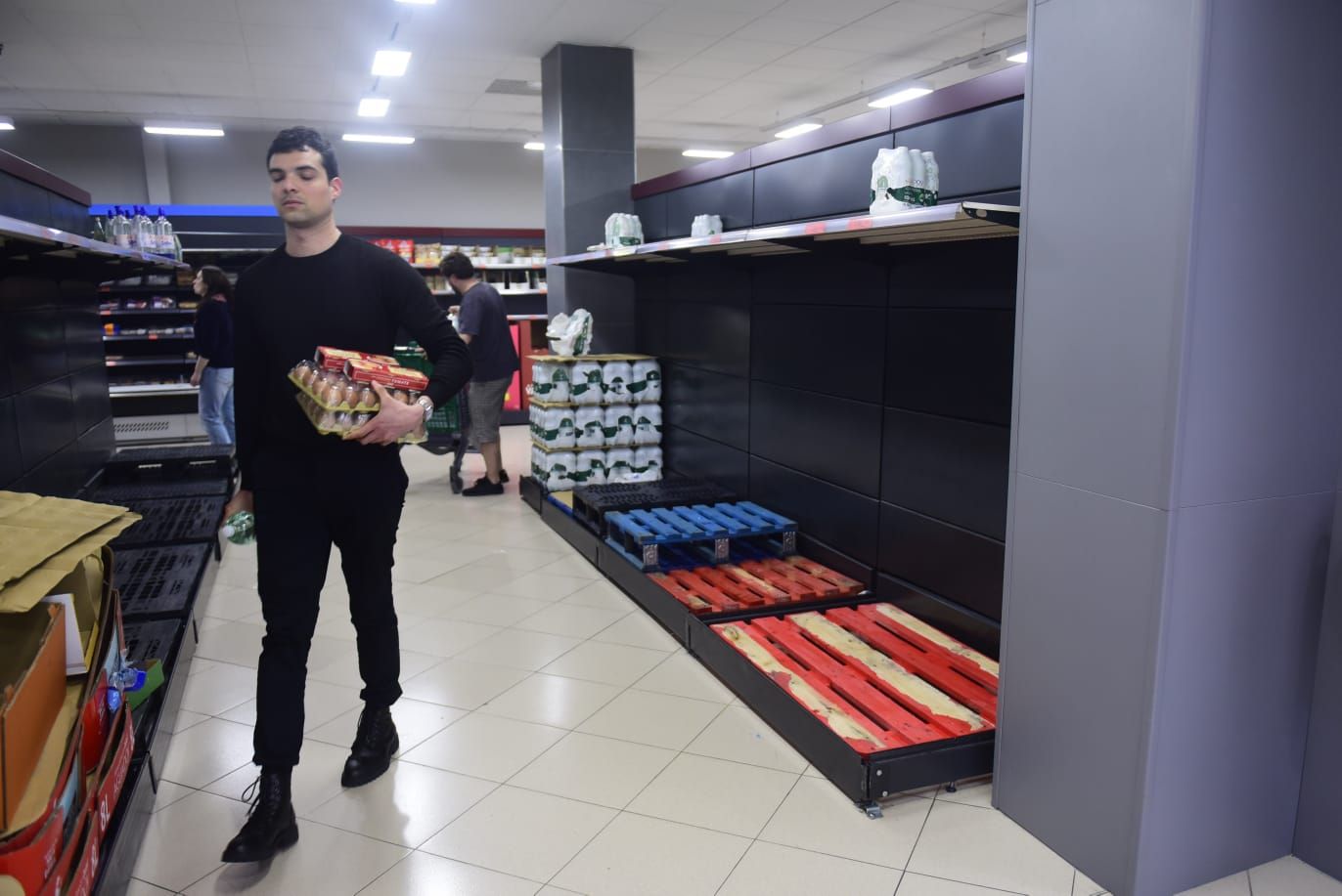 Más de doce horas sin luz en A Coruña por un apagón global en España
