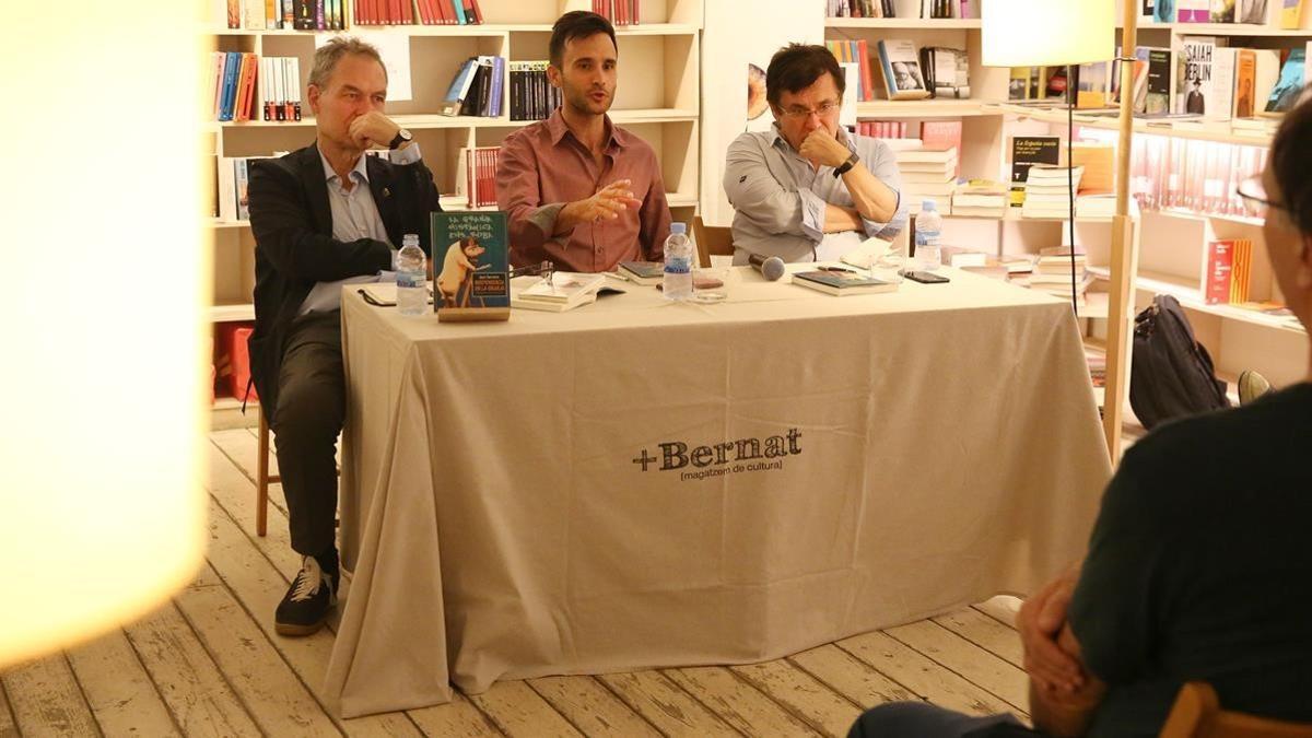 Presentacion del libro 'Independencia en la granja' de Jose Serralvo, en la libreria +Bernat