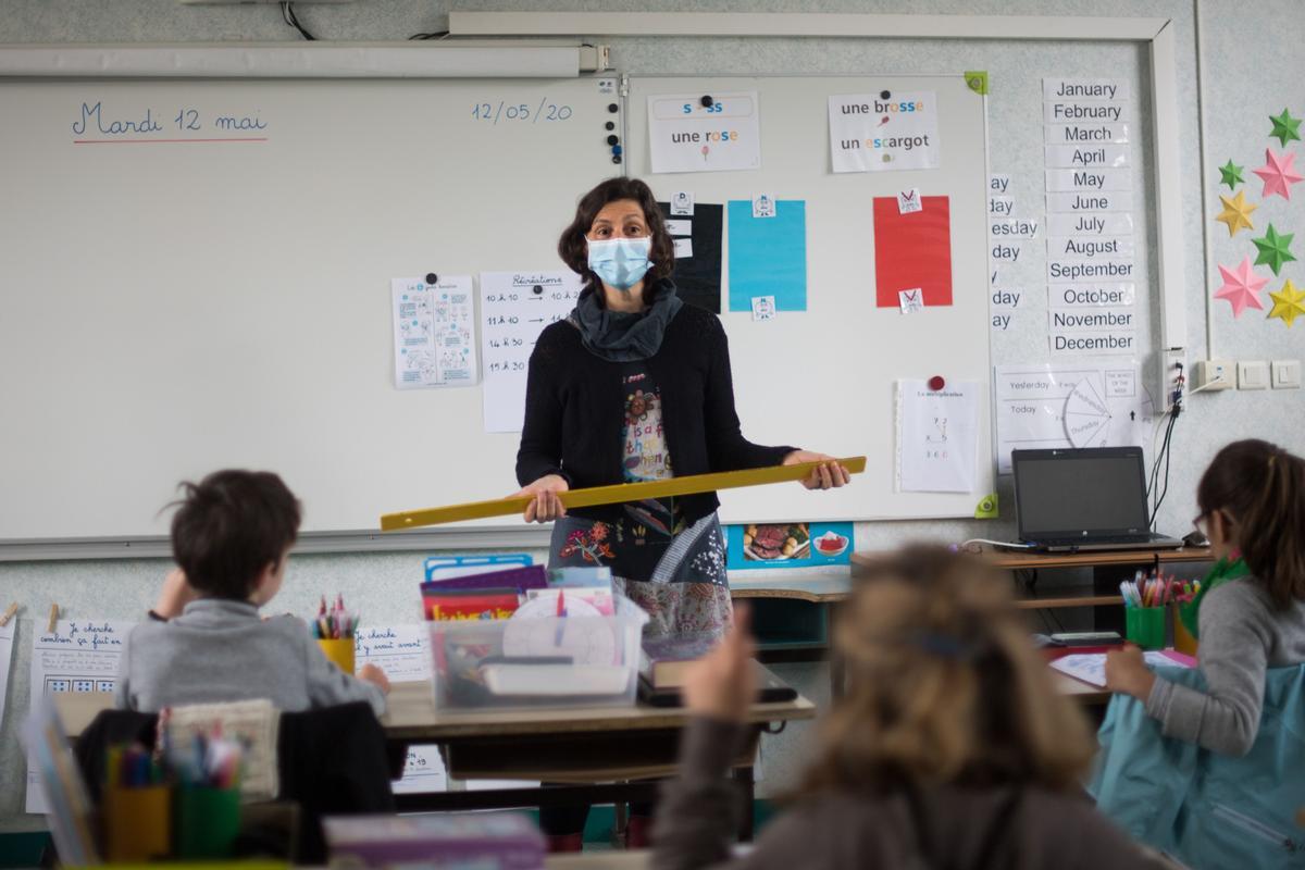 França prohibeix les mascaretes artesanals a l’escola