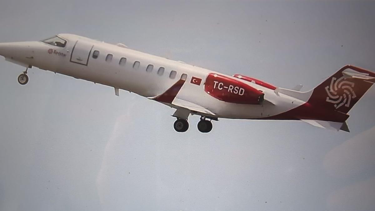 HANTAVIRUS MV HONDIUS | ¿Por qué ha parado en València uno de los aviones que ha participado en el traslado de pacientes con hantavirus?