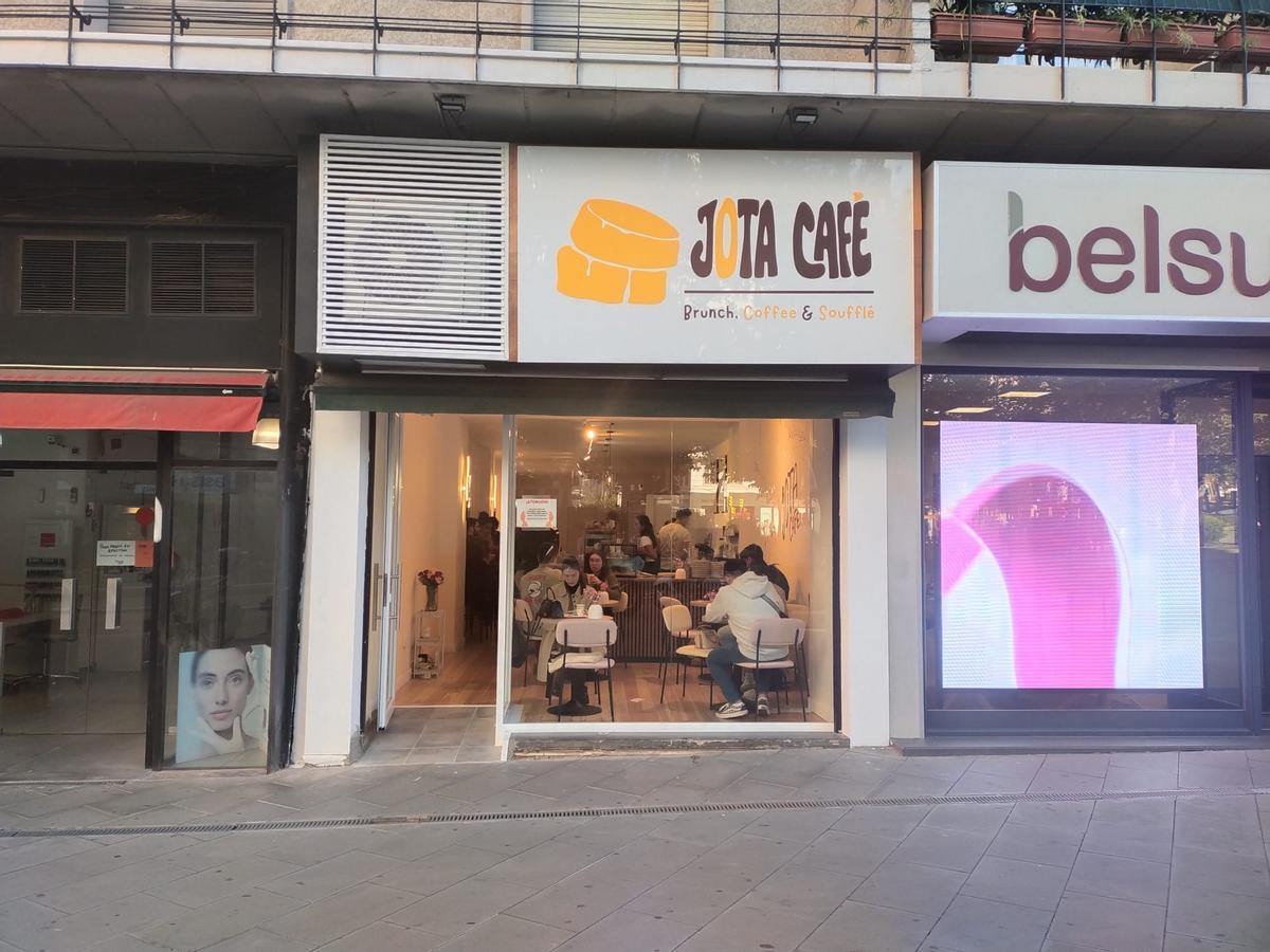 El antiguo local de Skunfunk es ahora una cafetería especializada en brunch y tortitas soufflé.