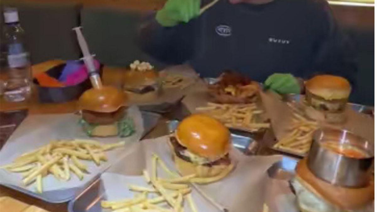 Buffe libre hamburguesas Javier Gallardo