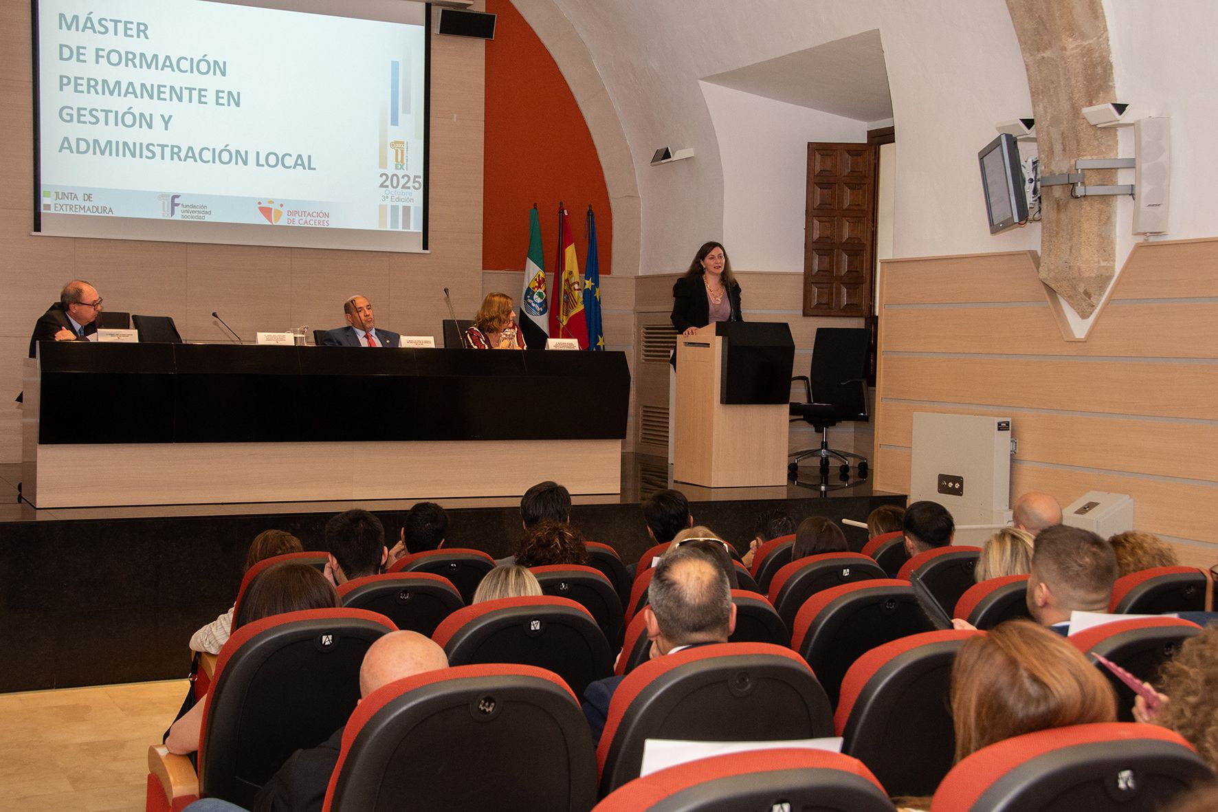 Acto de inauguración de la tercera edición del Máster de Formación en Gestión y Administración Local