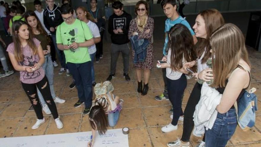 Celebración del Día Internacional del Pueblo Gitano en la Universidad de Alicante.