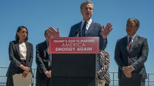 El gobernador de California, Gavin Newsom