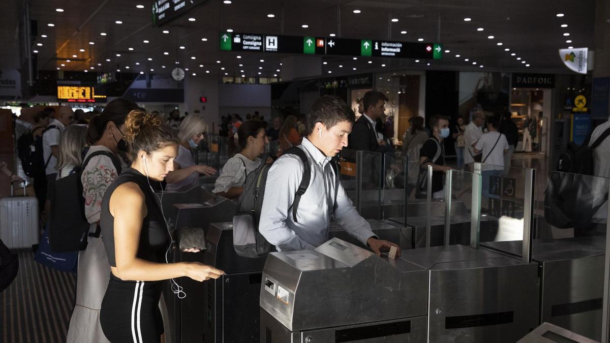 El abono único de transporte público de 60 euros entrará en vigor el 19 de enero