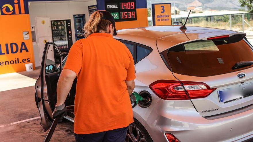 La &#039;operación retorno&#039; da comienzo con los carburantes en máximos desde febrero