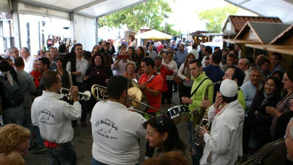 Feria de la Castaña de Cabeza la Vaca.