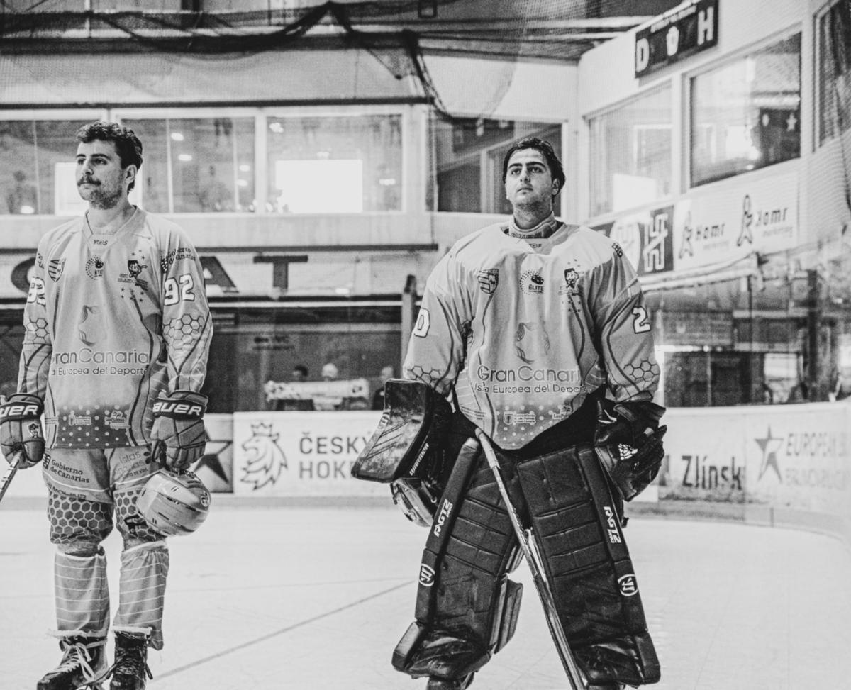 Javi Tordera (derecha), junto a Mario Diez, durante la fjnal de la Copa de Europa en Chequia.